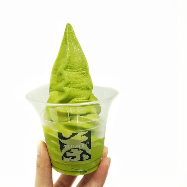 Matcha Soft Serve
☻☻☻☻☻☻☻☻☻☻
Received a soft serve that towered over the cup and felt content with this 👏
🔅
What's not meant to be
Will not be.