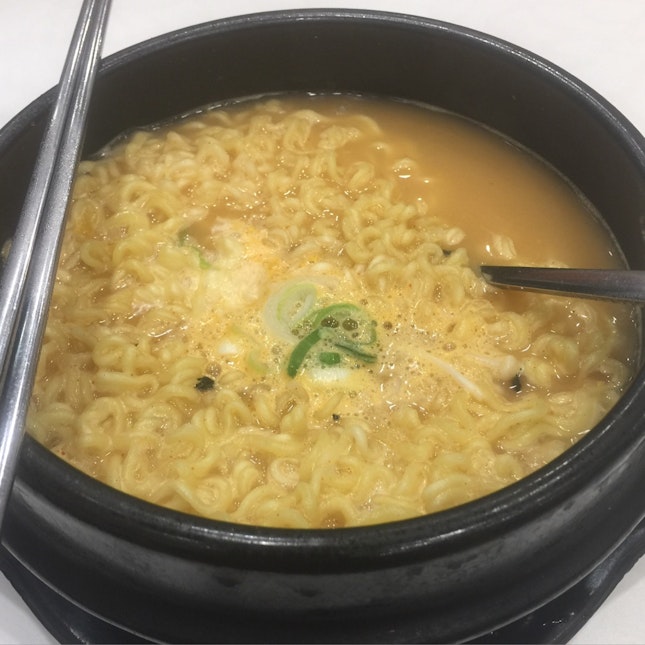 Cheese 🧀 Flavoured Instant Noodle 