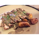 Pork Steak 🐷
🍽 Grilled pork collar served with roasted potatoes, mushrooms and sauce poivrade.