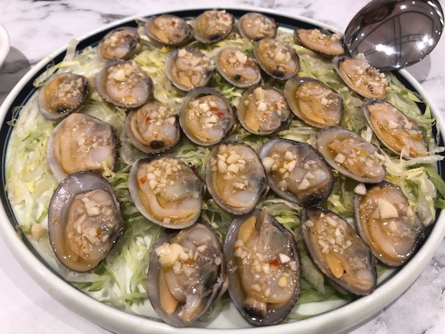 Delish Chilled Clams ($12.80++)