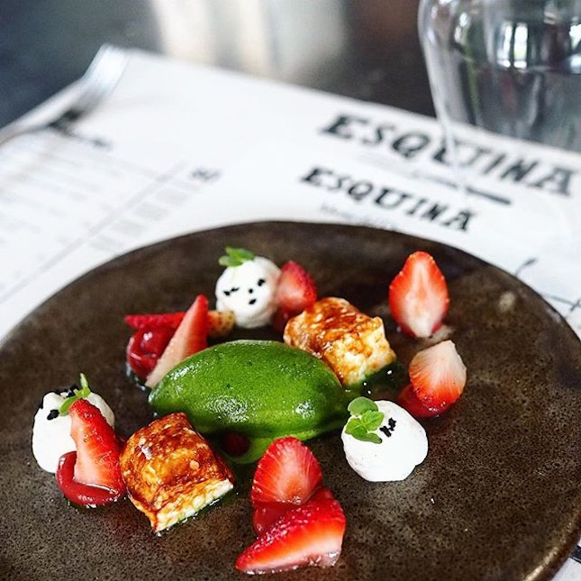 Comfortable, friendly and casual dining destination :) #dessert: Strawberries, basil sorbet with toasted marshmallows 🌈 Basil has never tasted so good!