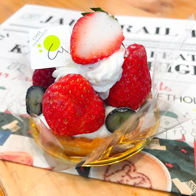 Japan Rail Cafe @japanrailcafe - MEDIA INVITE - Showcasing of Strawberries from Tochigi Prefecture, Japan.