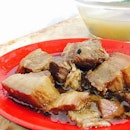 Pork Adobo [$8.45] 🐷
Visiting Lucky Plaza for home-cooked meal is like going back home.
