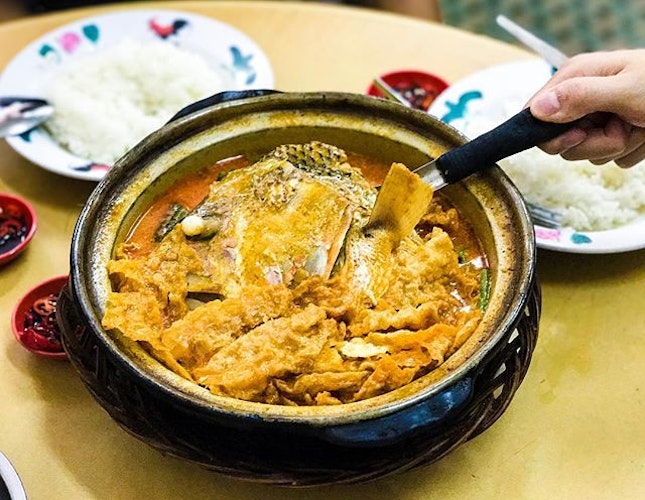 Restaurant Kam Long 金龙咖喱鱼头 - Fish Head / 鱼头 (Big Portion RM48/💵S$16) 🍲
•
ACAMASEATS & TIPS💮: A curry fish head so good that many will be willing to have it even for breakfast.