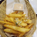 Garlic Fries With Parsley