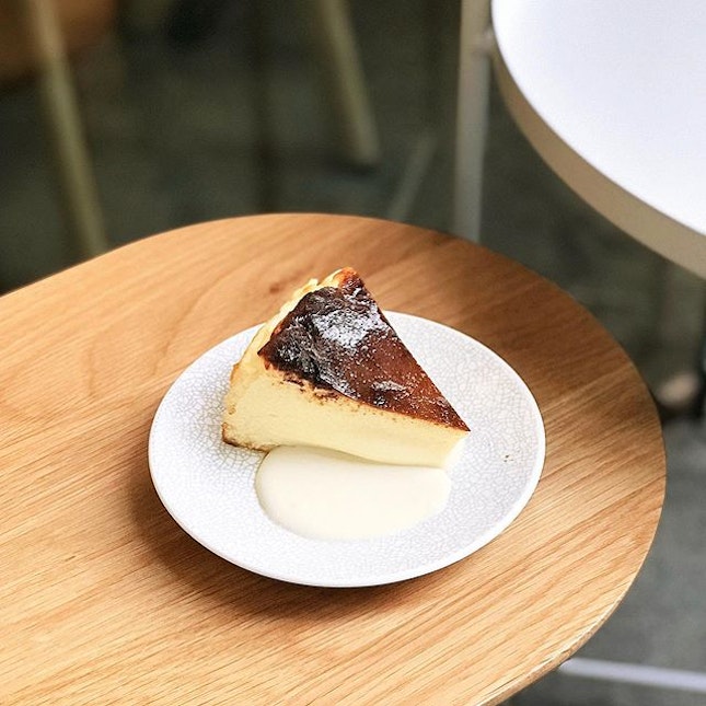 Burnt Cheesecake [S$7.50]・Hands down to the best cheesecake I’ve ever had in Singapore!!