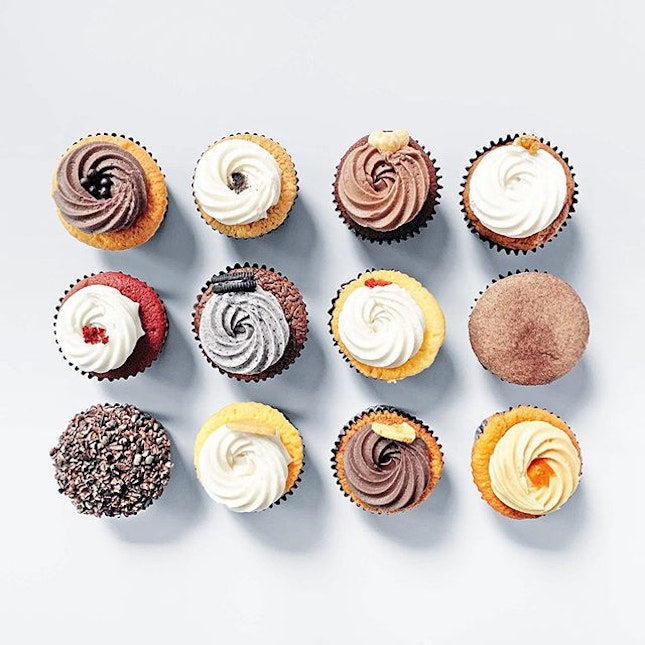 Box of 12 Cupcakes (Mainstays) [S$48.00]
・
Miss @PVBakery’s cupcakes dearly, and so we decided to get a flavour each!