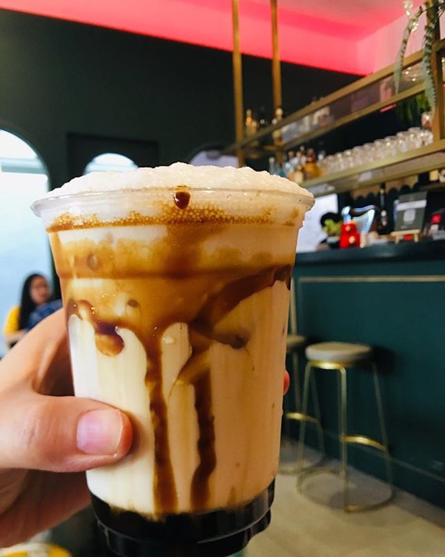 Pei Pa Gou Boba (herbal cough syrup) with Pei Pa infused pearls | Walked in with a sore throat and had it cure with this 😍 Pretty lucky to bag the last cup of the day 😏 #burpple