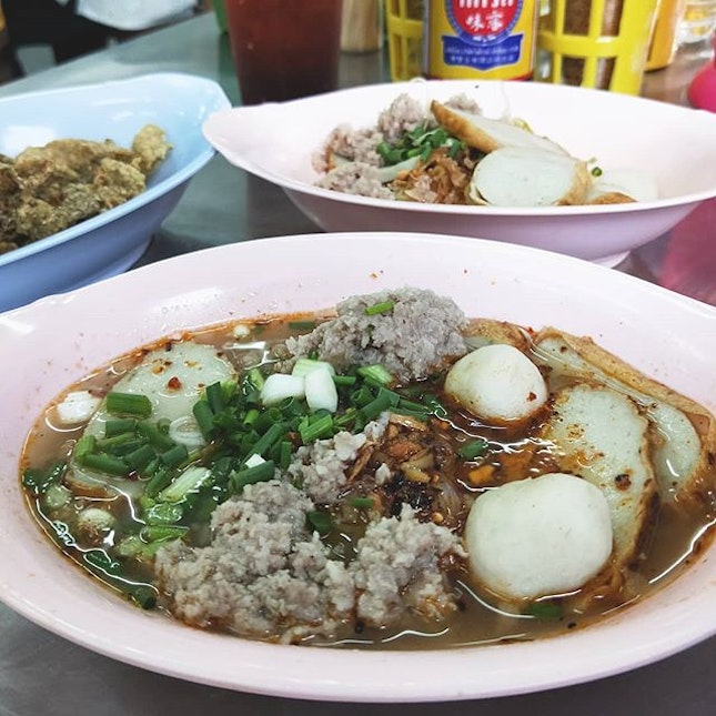 Tom Yum Pork Noodles (50 baht/ $2.20) | Best noodles in BKK?