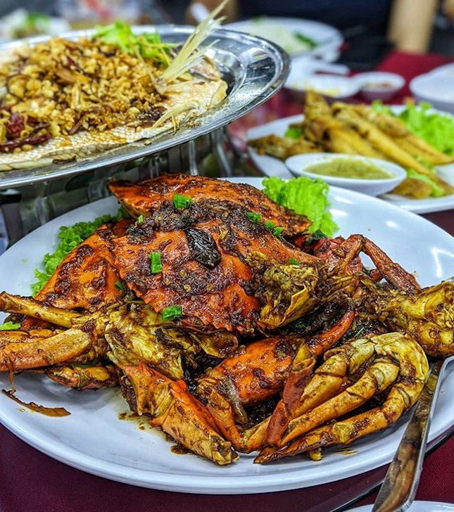 One Night in 新山 ，我吃了很多海鲜 🤣
:
:
#malaysia #johor #johorbahru #my #jb #food #foodie #foodies #burpple #burpplesg #foodporn #foodpornsg #instafood #gourmet #foodstagram #yummy #yum #foodphotography #nofilter #新山 #海鲜 #seafood #crab #fish #dinner