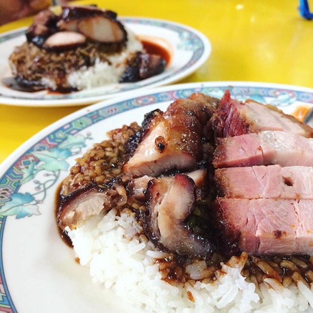 Back hunting for da best 燒臘 ☺️ one of my favs now- the pork and char siew were super crispy and soft!