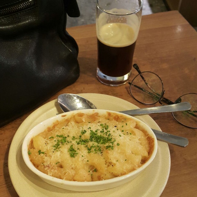 Nitro Black And A Mac (and cheese)