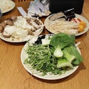 8🌟 / 10🌟 Japanese Hotpot Buffet Lunch at Shabu Sai Restaurant at Suntec City