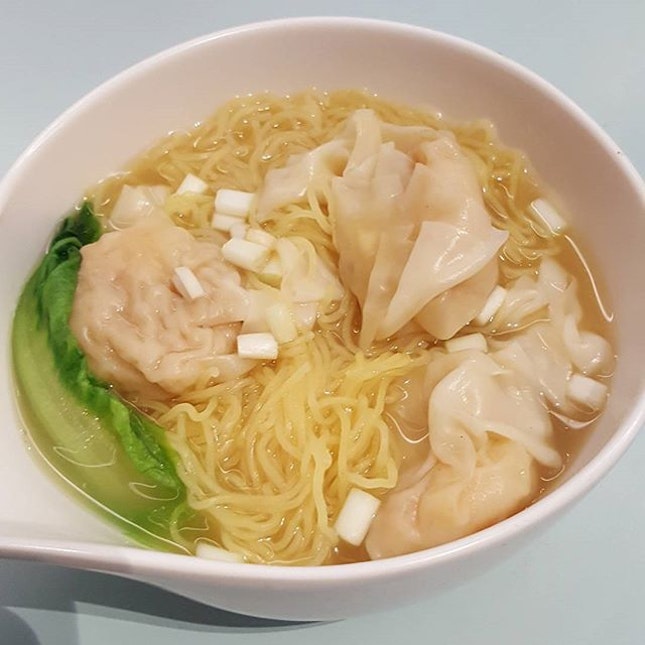 7🌟 / 10🌟 Steamed Wanton Noodles @ S$6.70 from Central Hong Kong Cafe at Star Vista Mall