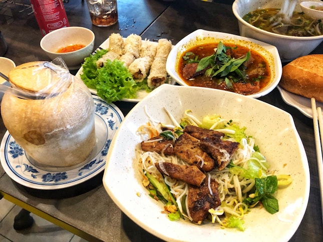 Thai / Vietnamese Food