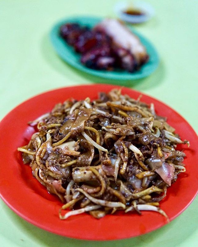 Char Kway Teow
Some say this is the best, but I hadn’t taken enough Ckt to compare.