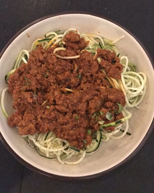 Zoodles Bolognese (18 SGD)
.