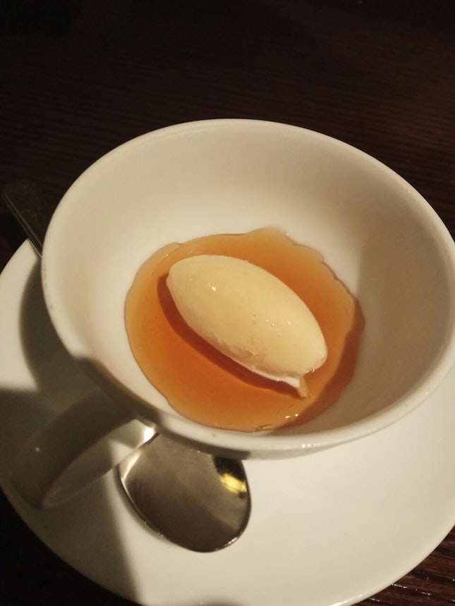 Milk Ice Cream With Citrus English Tea (Po5c)