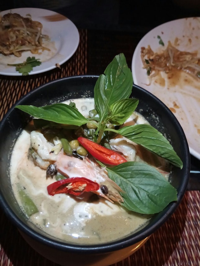 Green Curry With Prawns 18.9++