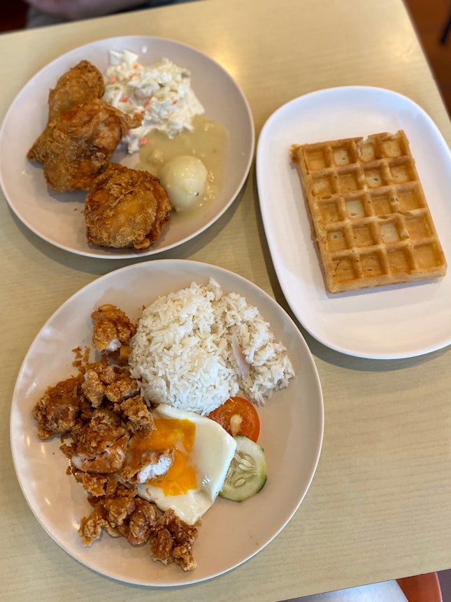 Super Value Meal ($6.80), 3 Pc Chicken Meal ($10.90), Plain Waffle ($2.90)