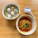 Li Xin Teochew Fishball Noodles at Food Republic at Breadtalk IHQ
