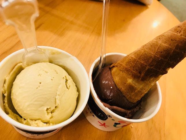 Avacado And Chocolate Ice Cream
