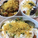 Samosa chaat and crispy aloo chaats to whet our appetites.
