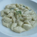 Gnocchi with 4 cheeses.