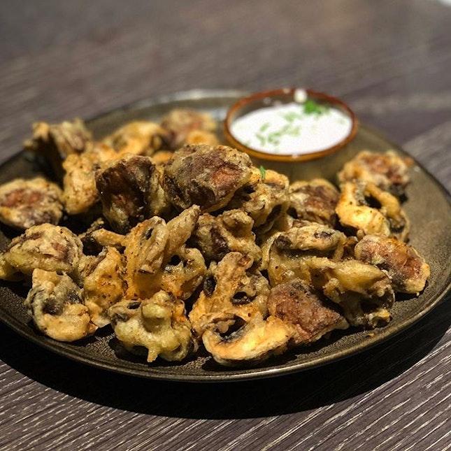 Crispy mushroom (new item) 
Fried mushrooms with garlic aioli 😋 
This dish may look simple, but was surprisingly satisfying!