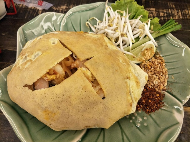 Pad Thai Wrap With Omelette