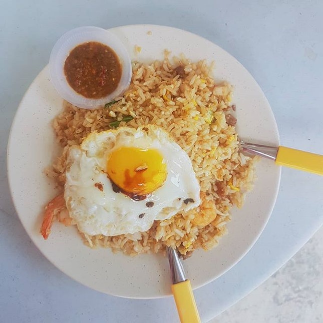 Finally tried the renowned Uncle Soon Fried Rice that I've heard so much about 🍚⁣