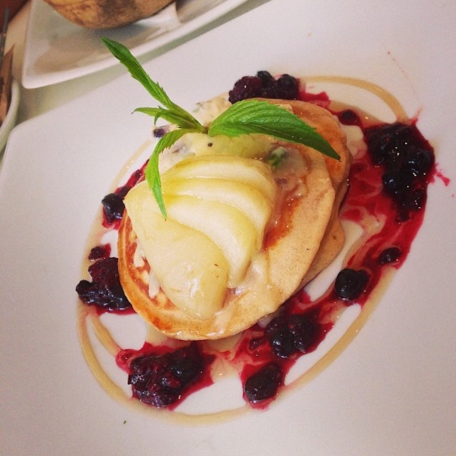 Buttermilk Pancakes Served with maple syrup, poached pear, berries and pistachio laced mascarpone #burpple