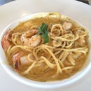 [Tenderbest] - Laksa Spaghetti , one of the many local flavours dishes that can be found on their menu.