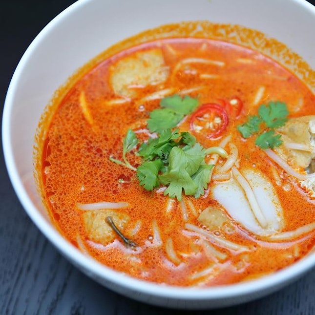 [South Bridge Kitchen] - Head to the Noodle Bar for a bowl of comforting Laksa cooked a la minute by the staff at the live station.