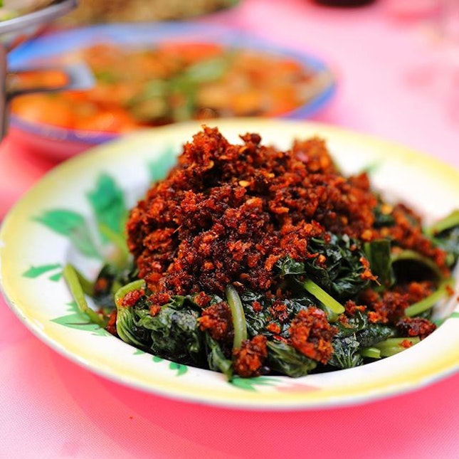 [Tinoq] - More commonly we like to cook our greens with sambal belachan but at Tinoq, the Sweet Potato Leaves is paired with Hai Bee Hiam.