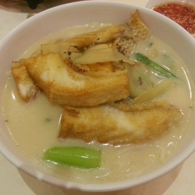 Thick Sliced Fish Bee Hoon Soup
