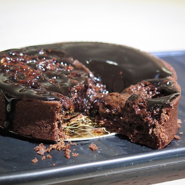 Soufflé Chocolate Tart 