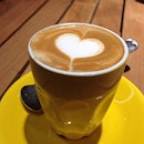 Piccolo Latte #latte #piccololatte #teatime #coffee #caffeine #coffeeart #coffeestain