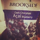 Yummy! #foodporn #foodpornography #iphonesia #instagood #instafood #instayum #dailybest #brookside #chocolates #darkchocolate #acai #acaiberry