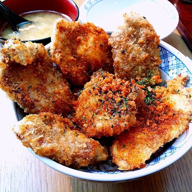Trying out the spicy tendon after workout, a bowl full of meat.