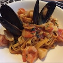 Fettuccine With Seafood 