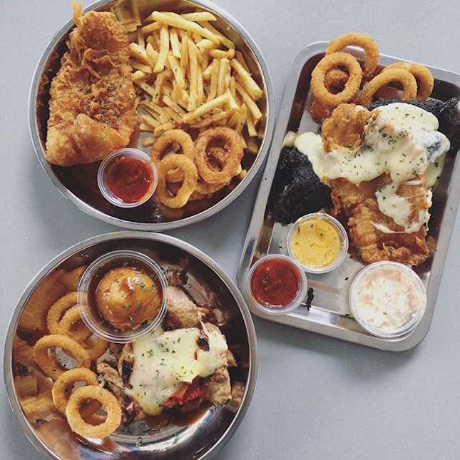 Midnight cravings #thewesternco #chaotafishsg #igfood #sgig #igsg #sgfood #feedfeed #instasg #yummy #foodforfoodies #foodspotting #foodporn #foodie #instafood #foodgasm #food #foodcoma #cafehoppingsg #iphonesia #sgfoodies #singapore #igaddict #onthetable #saltedegg #hawker #burpple #yelpsg #iknowsg #exploresingapore #raclette