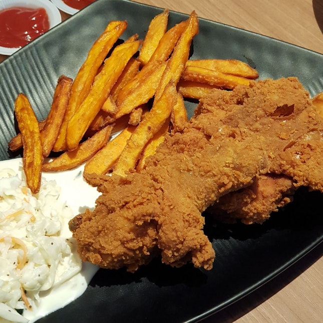 Spicy Chicken With Sweet Potato Fries & Coleslaw