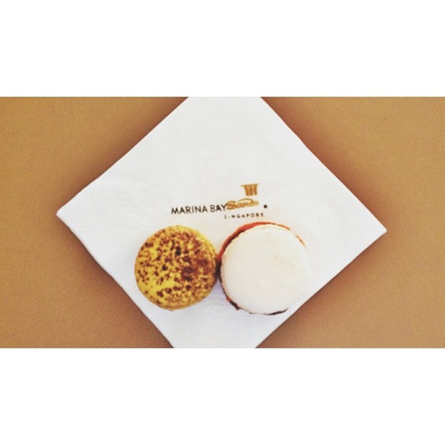 yummy wild passion fruit and salty caramel macrons