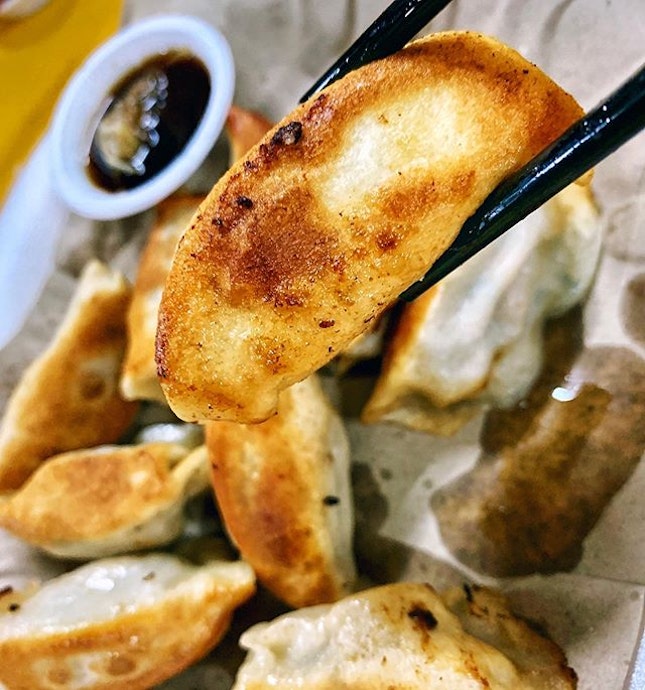 All I want to hear are 3 little words:
Let’s eat dumplings 🥟
#AATeats #dumplings #potstickers #鍋貼  #餃子