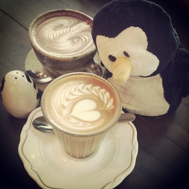 #charliebombom I #heart #coffee #cmcr #commonmancoffeeroasters #coffeesg @splitchick