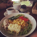 #breakfast #breakie #day #sunday #haikara #cafe
Healthy Breakfast☕️🍴