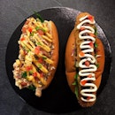 #AnythingAlsoEat - Soft Shell Crab Hotdog and Wagyu Beef Roll Hotdog (left to right) from @hotdogsincsg
~•~•~•~•~
Weekend is coming up!