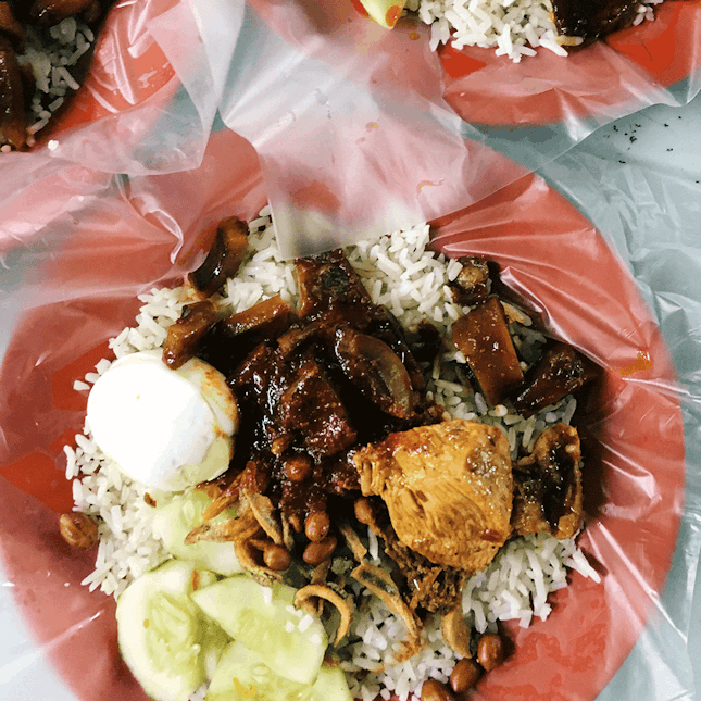 For Nasi Lemak Worth Queuing For